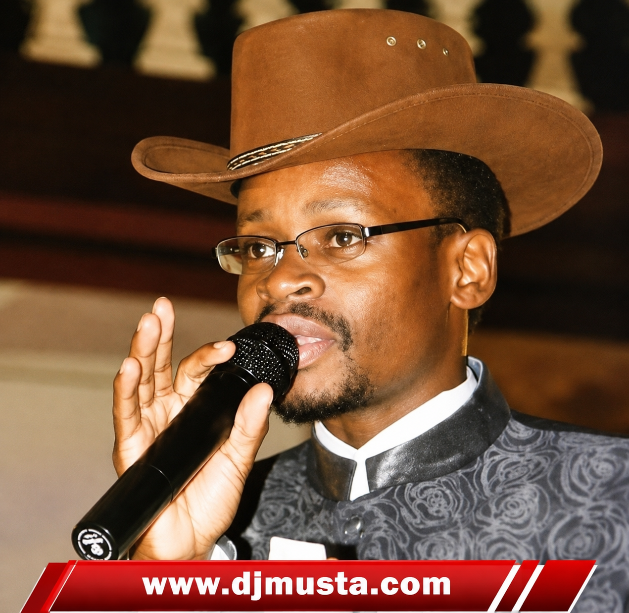 Dipo nazigala
