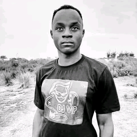 John King ft Dj Vip Ug - Boloyenge by Dj Vip Ug